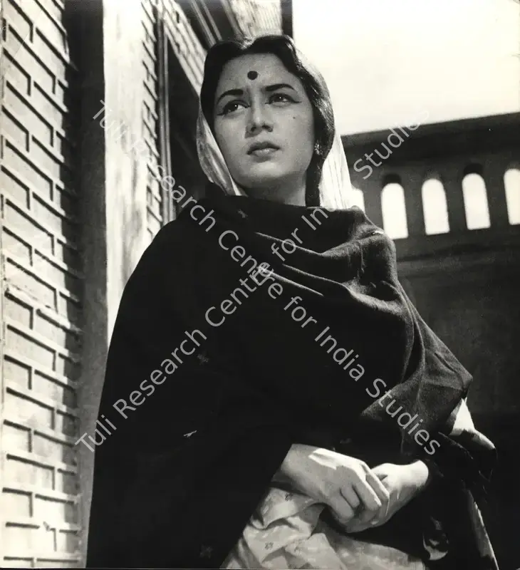 Vaikunth, K. (Cinematographer), Char Diwari, 1961 | Photographic Still | CinemaEducation | 00835212