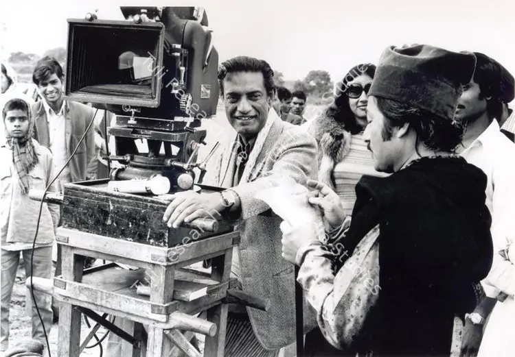 Ghosh, Nemai (Still Photographer), Shatranj Ke Khilari, 1977 | Working Still | CinemaEducation | 00663654