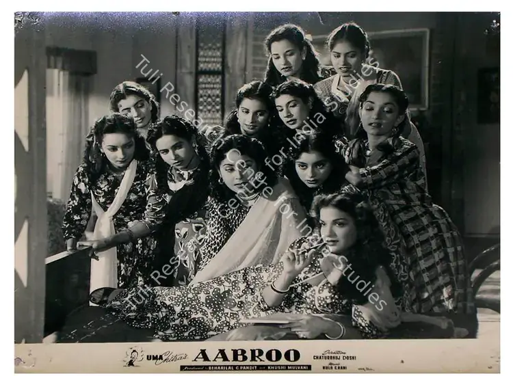 Mulvani, Khushi (Producer), Aabroo, 1956 | Lobby Card | CinemaEducation | 00809124