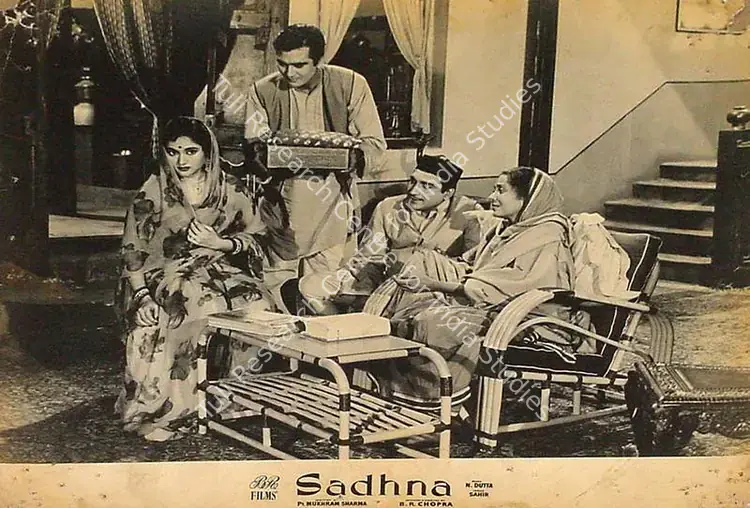 Malhotra, M.N. (Cinematographer), Sadhna, 1958 | Lobby Card | CinemaEducation | 00826403