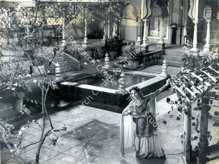 Wadia, J. B. H. (Producer), Pak Daman, 1957 | Photographic Still | CinemaEducation | 00833026