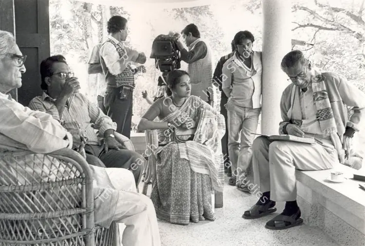Ghosh, Nemai (Still Photographer), Agantuk, 1991 | Working Still | CinemaEducation | 00663664