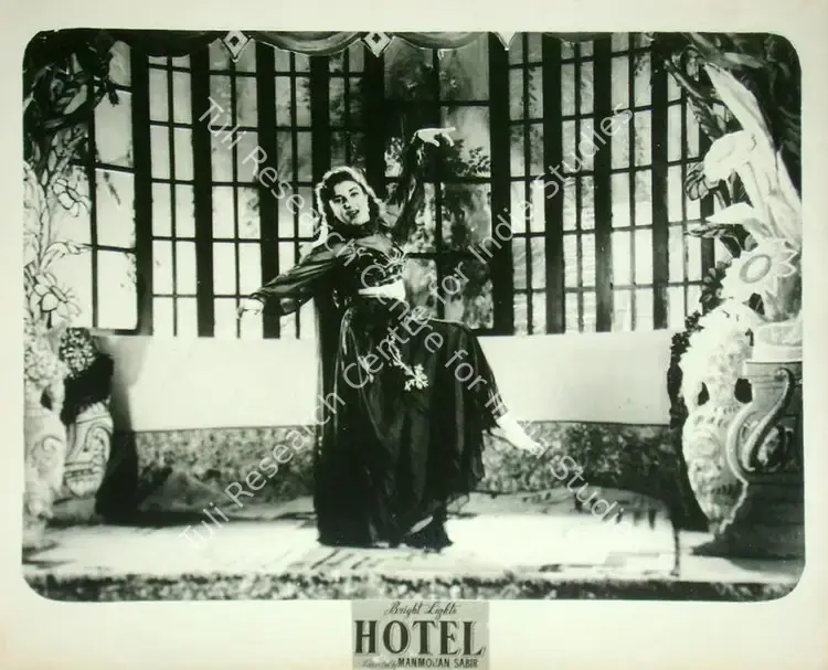 Sabir, Manmohan (Director), Hotel, 1956 | Lobby Card | CinemaEducation | 00817471