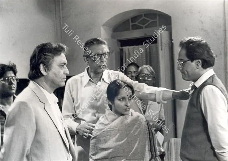 Ghosh, Nemai (Still Photographer), Ganashatru, 1990 | Working Still | CinemaEducation | 00663694