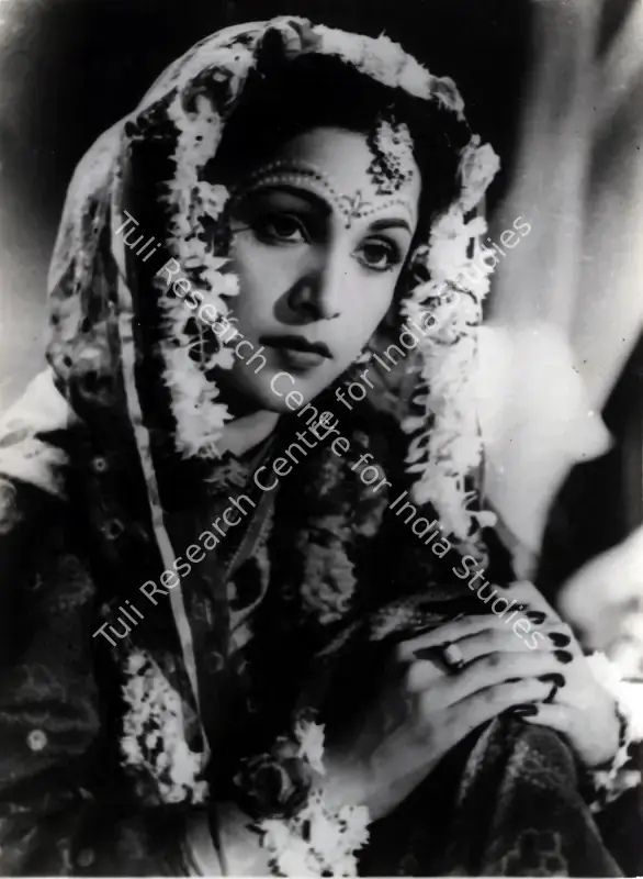 Reddy, V.N. (Cinematographer), Aag, 1948 | Photographic Still | CinemaEducation | 00829773