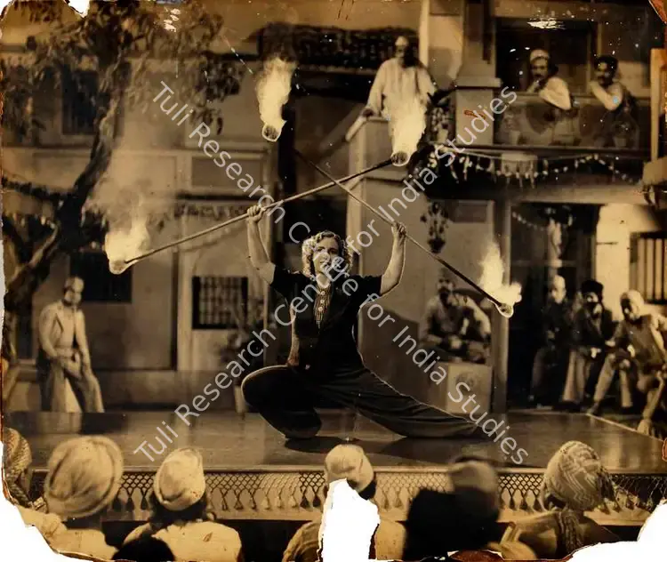 Wadia, J. B. H. (Producer), Bambaiwali, 1941 | Photographic Still | CinemaEducation | 00830353