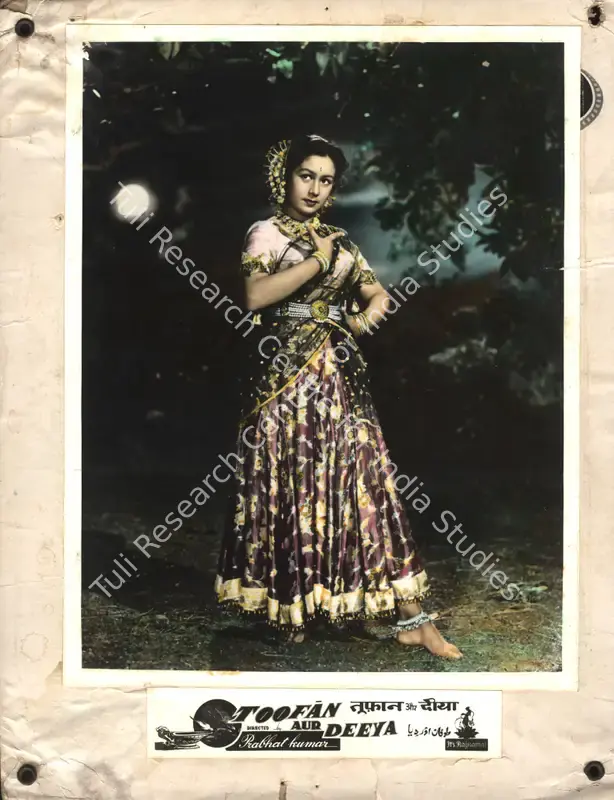 Kumar, Prabhat (Director), Toofan Aur Deeya, 1956 | Photographic Still Mounted on Lobby Card | CinemaEducation | 00765716