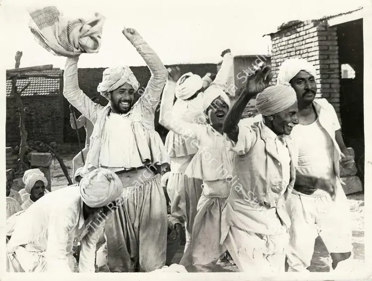 Nihalani, Govind (Cinematographer), Manthan, 1976 | Photographic Still | CinemaEducation | 00677805