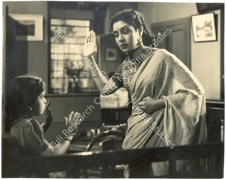 Biswas, Asha (Producer), Bari Bahoo, 1951 | Photographic Still | CinemaEducation | 00830383