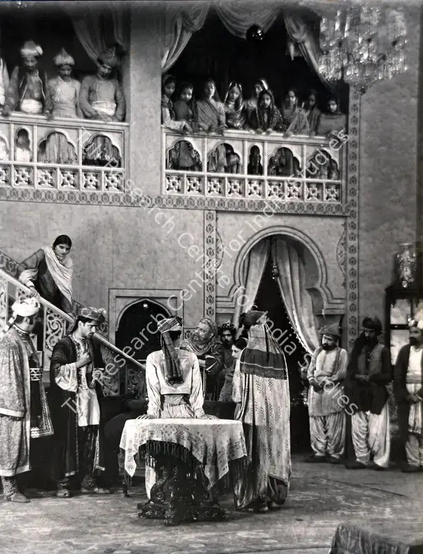 Karani, Pesi (Director), Dagabaz Ashak, 1932 | Photographic Still | CinemaEducation | 00830878