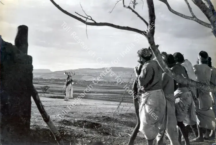 Balakrishna, G. (Cinematographer), Do Ankhen Barah Haath, 1957 | Photographic Still | CinemaEducation | 00831048