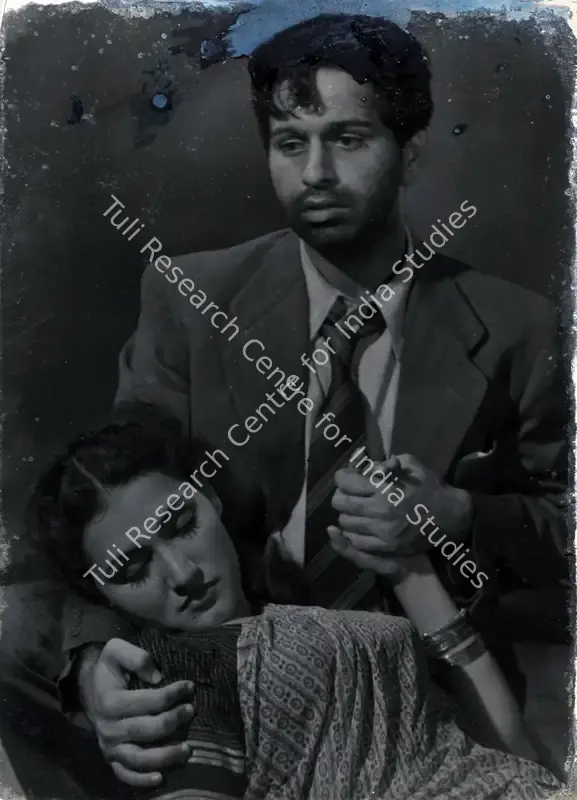 Issac, P. (Cinematographer), Jugnu, 1947 | Photographic Still | CinemaEducation | 00831868