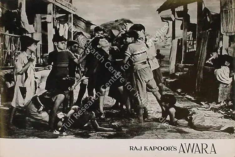 Karmakar, Radhu (Cinematographer), Awara, 1951 | Lobby Card | CinemaEducation | 00809745