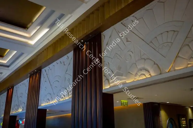 Chaturvedi, Hemant (Photographer). Inside Metro Cinema, Mumbai, India. c. 2019-2024 | Contemporary Photograph | Photography | 00840047