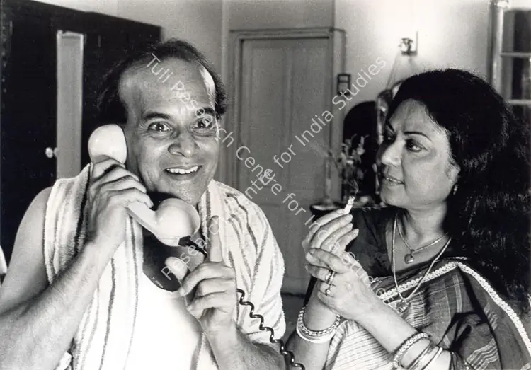 Raha, Barun (Cinematographer), Agantuk, 1991 | Photographic Still | CinemaEducation | 00662909