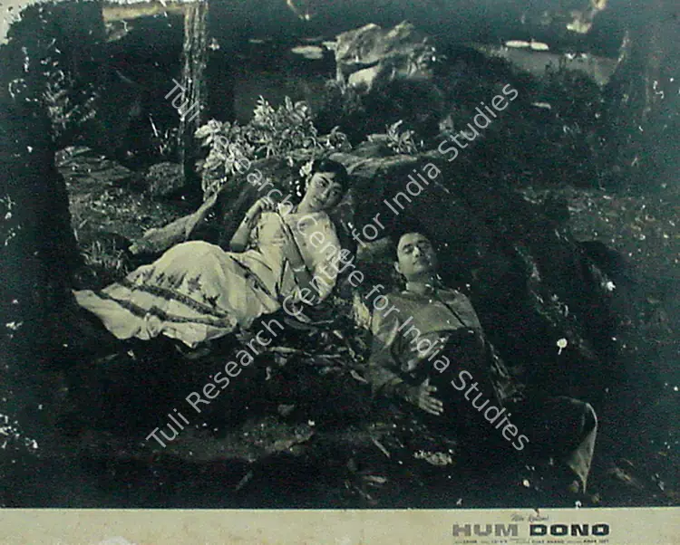 Ratra, V. (Cinematographer), Hum Dono, 1961 | Lobby Card | CinemaEducation | 00817546