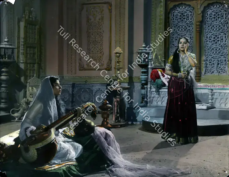 Nadiadwala, A.A. (Producer), Ayodhyapati, 1956 | Photographic Still | CinemaEducation | 00830114