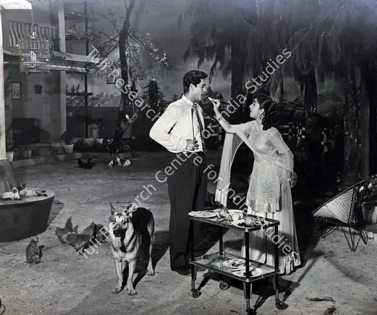 Dhuri, D.K. (Cinematographer), Love In Simla, 1960 | Photographic Still | CinemaEducation | 00832145