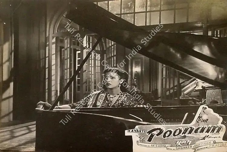 Arora, P.N. (Producer), Poonam, 1952 | Lobby Card | CinemaEducation | 00825233