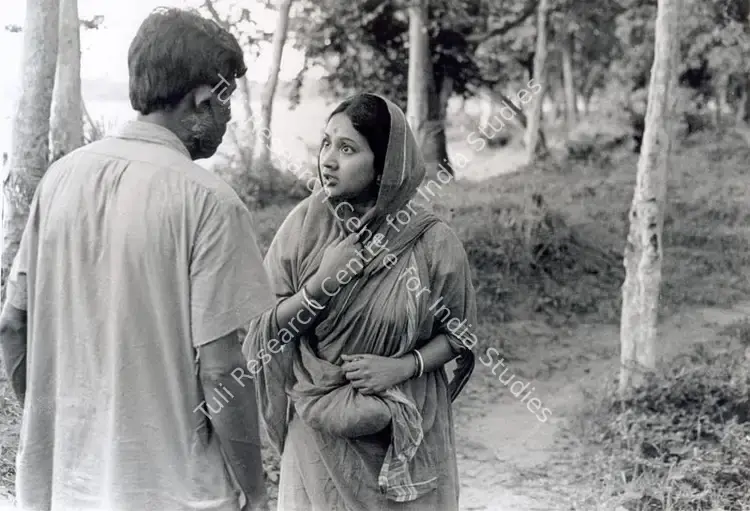 Roy, Soumendu (Cinematographer), Ashani Sanket, 1973 | Photographic Still | CinemaEducation | 00662972