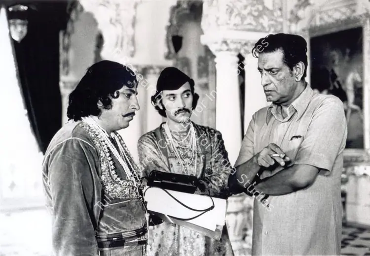 Ghosh, Nemai (Still Photographer), Shatranj Ke Khilari, 1977 | Working Still | CinemaEducation | 00663652
