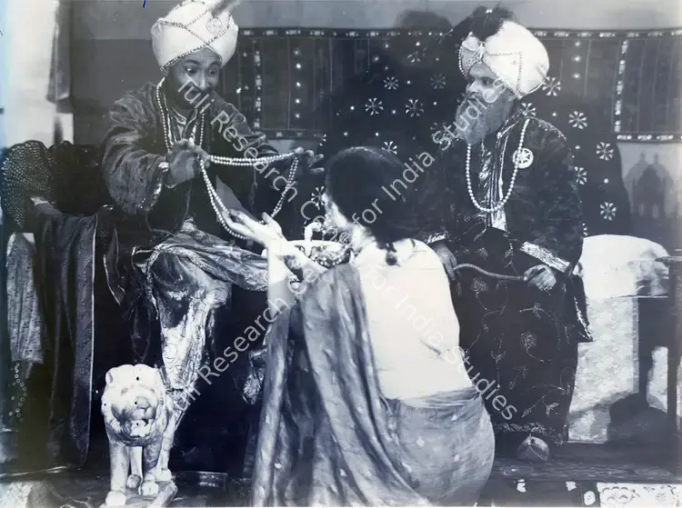 Master, Homi (Director), Khawab E Hasti, 1934 | Photographic Still | CinemaEducation | 00831961