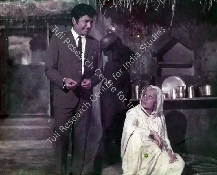 Vaikunth, K. (Cinematographer), Mere Apne, 1971 | Photographic Still | CinemaEducation | 00832412