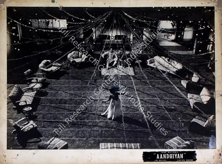 Mistry, Jal (Cinematographer), Aandhiyan, 1952 | Lobby Card | CinemaEducation | 00828961