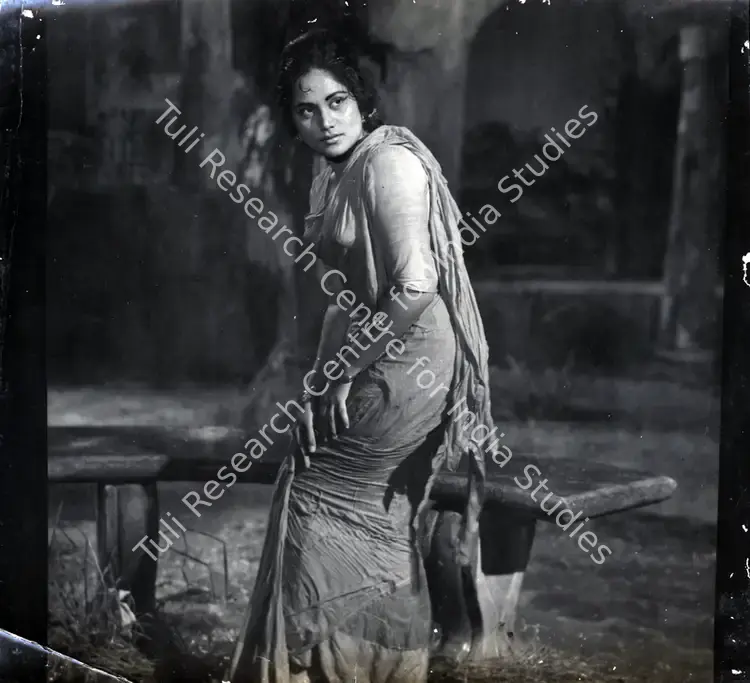 Shah, Kalyanji (Producer), Ek Saal Pahle, 1965 | Photographic Still | CinemaEducation | 00831253