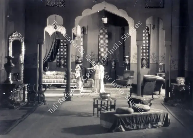 Gidwani, Moti B. (Director), Insaan Ya Shaitan, 1933 | Photographic Still | CinemaEducation | 00831661