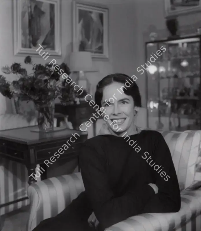 Unknown (Photographer). Oona O'Neill | Photographic Still | CinemaEducation | 00440350