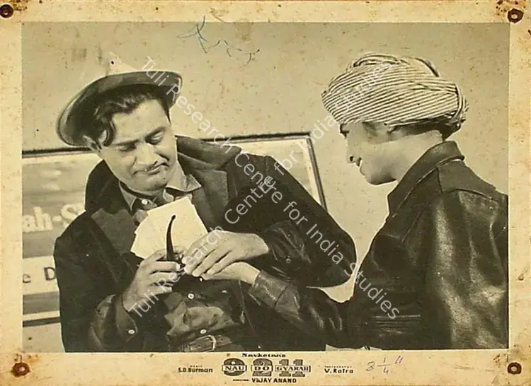 Ratra, V. (Cinematographer), Nau Do Gyarah, 1957 | Lobby Card | CinemaEducation | 00821008