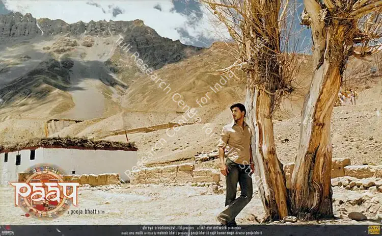 Bhatt, Pooja (Producer), Paap, 2004 | Lobby Card | CinemaEducation | 00787139