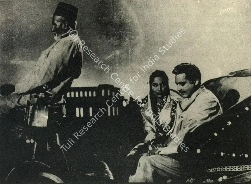 Murthy, V.K. (Cinematographer), Sahib Bibi Aur Ghulam, 1962. Waheeda Rehman and Guru Dutt in Sahib, Bibi aur Gulam | Photographic Still, Journal of Arts & Ideas, January-March 1983 | CinemaEducation | 00710260