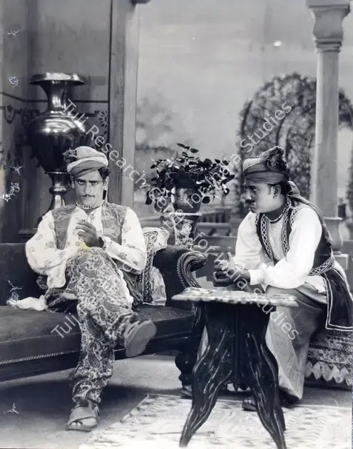 Karani, Pesi (Director), Dagabaz Ashak, 1932 | Photographic Still | CinemaEducation | 00884784