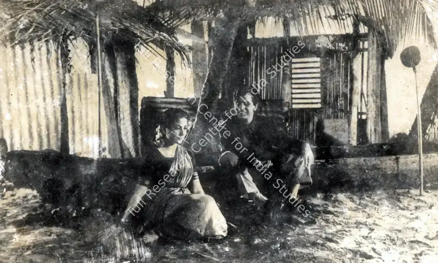 Sarahadi, Zia (Director), Foot Path, 1953 | Photographic Still | CinemaEducation | 00885224
