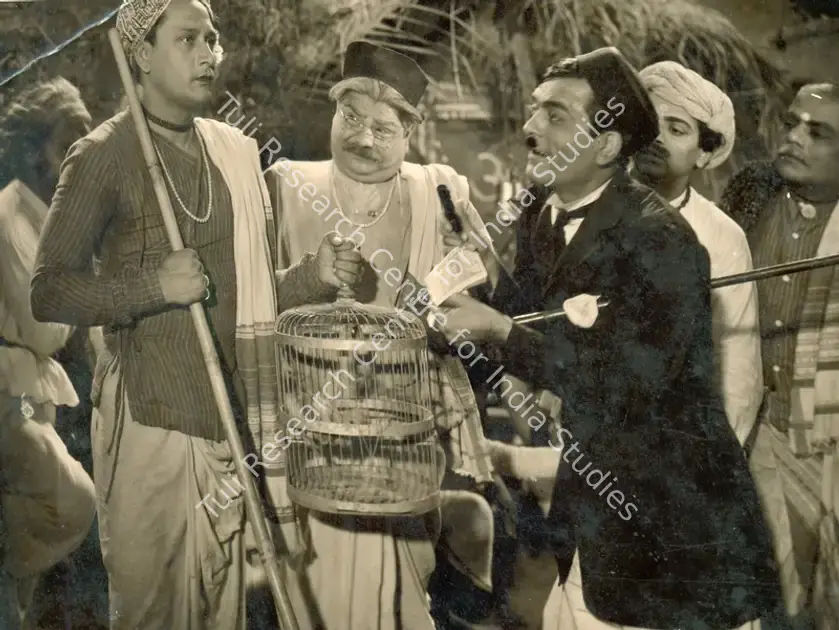 Patel, Gordhanbhai (Cinematographer), Thokar, 1939 | Photographic Still | CinemaEducation | 00889973