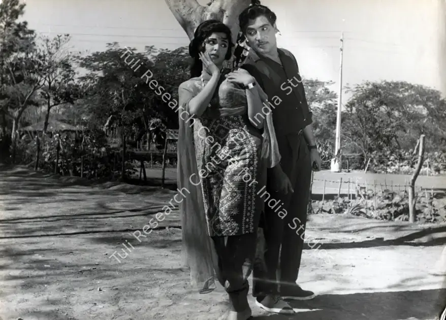 Kishor, Jugal (Producer), Faisla, 1965 | Photographic Still | CinemaEducation | 00885191
