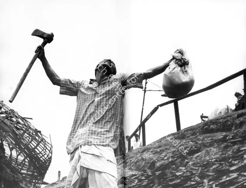Roy, Ranjit (Cinematographer), Parashuram, 1979 | Photographic Still | CinemaEducation | 00553879