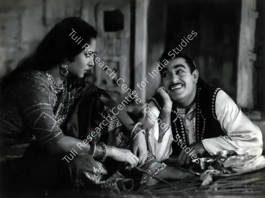 Bhattacharjee, Apurba (Cinematographer), Mujhe Jeene Do, 1963 | Photographic Still | CinemaEducation | 00886505