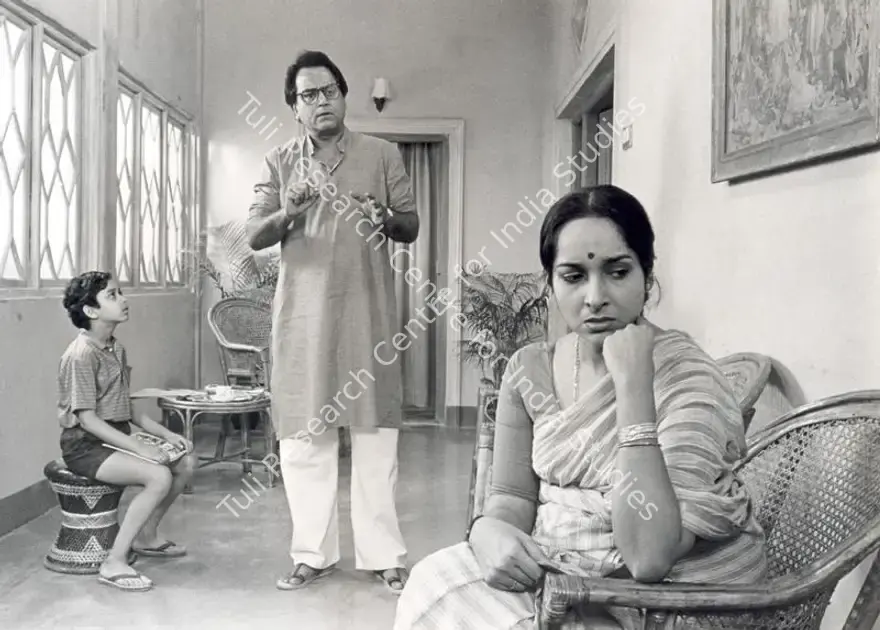 Raha, Barun (Cinematographer), Agantuk, 1991 | Photographic Still | CinemaEducation | 00890967