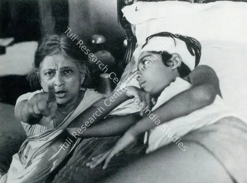 Mahajan, K K (Cinematographer), Ek Din Pratidin, 1979 | Photographic Still | CinemaEducation | 00553880