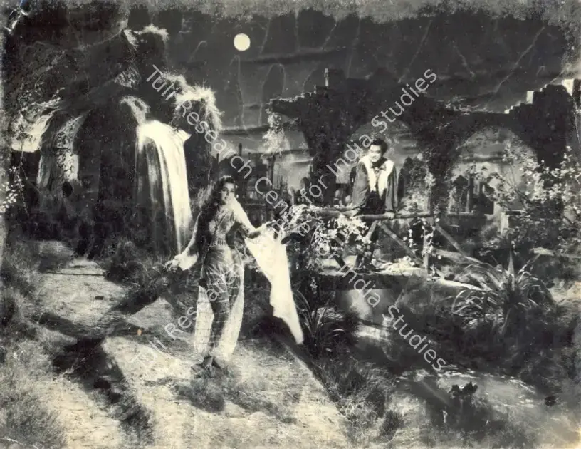 Thakkar, C.M. (Producer), Mr X In Bombay, 1964 | Photographic Still | CinemaEducation | 00890072