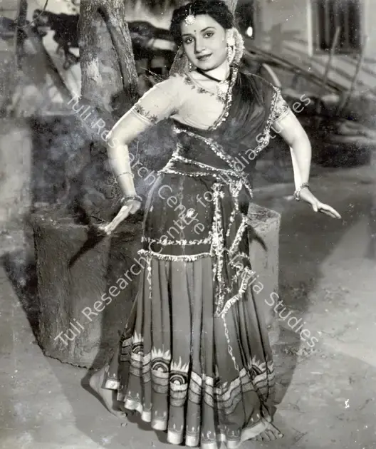 Prashad, L. (Producer), Surajmukhi, 1950 | Photographic Still | CinemaEducation | 00887662