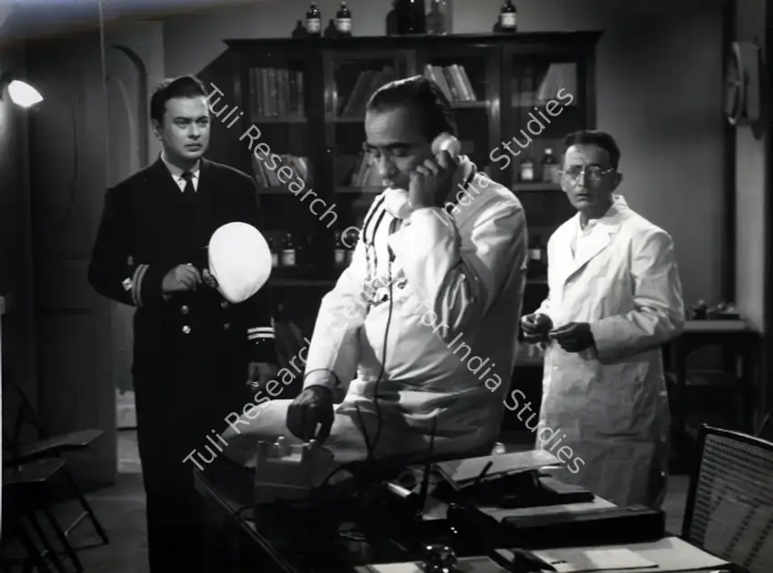 Mukherjee, Hemanta (Producer), Faraar, 1965 | Photographic Still | CinemaEducation | 00885192