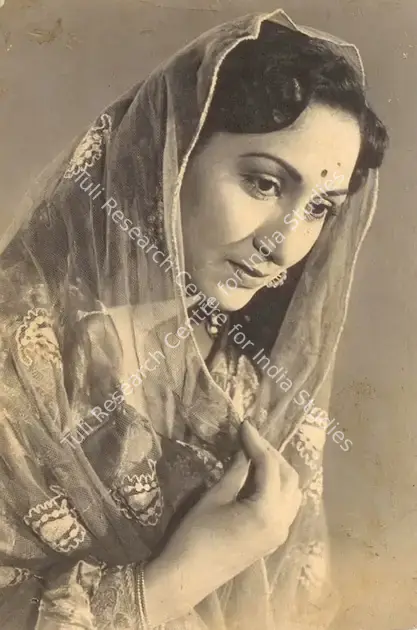 Vacha, Savak (Director), Shikari, 1946 | Photographic Still | CinemaEducation | 00889291