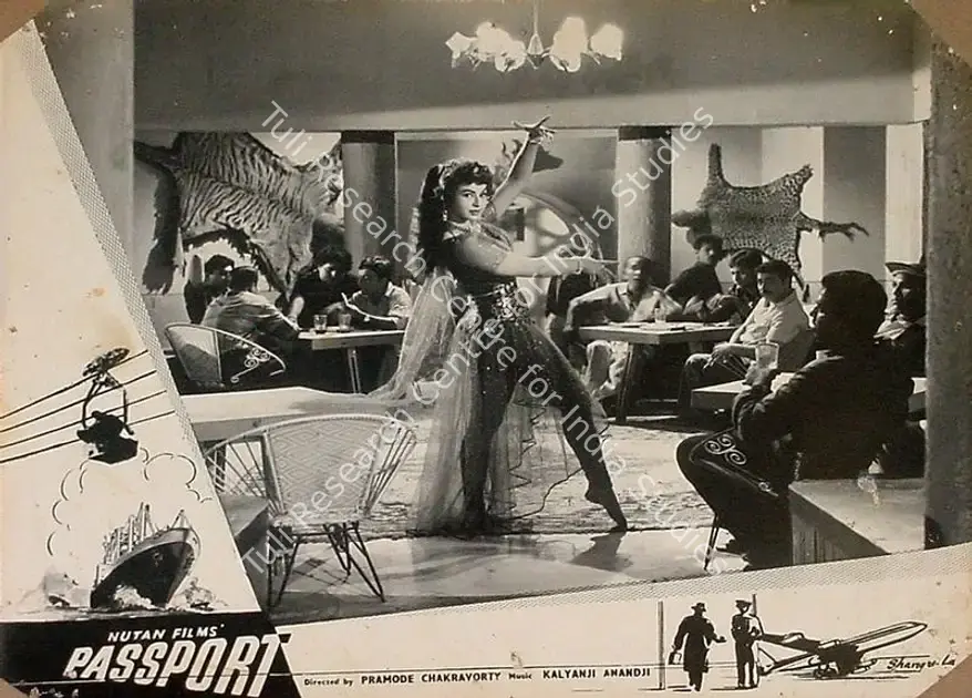 Chakravorty, Pramod (Producer), Passport, 1961 | Lobby Card | CinemaEducation | 00824717