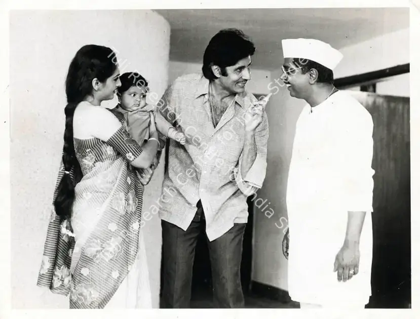 Rao, A.Purnachandra (Producer), Aakhree Raasta, 1986 | Photographic Still | CinemaEducation | 00762304
