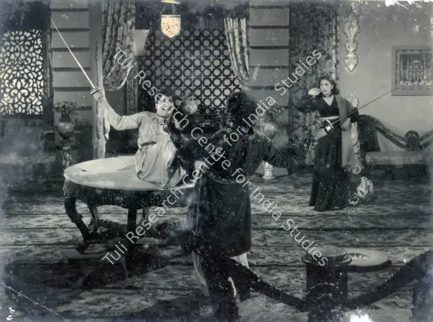 Bhakri, Lekhraj (Director), Naqab, 1955 | Photographic Still | CinemaEducation | 00886578