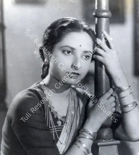 Bose, Nitin (Director), Milan, 1946 | Photographic Still | CinemaEducation | 00886345
